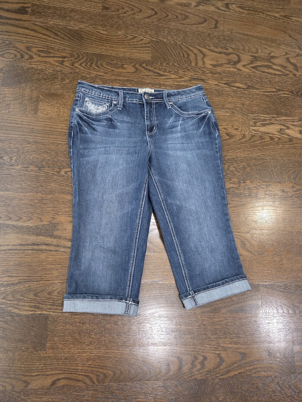 Earl Jeans Women’s Blue Denim Capri Jeans Sz.10